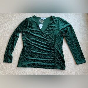 NWT Cleo Emerald Velvet Top